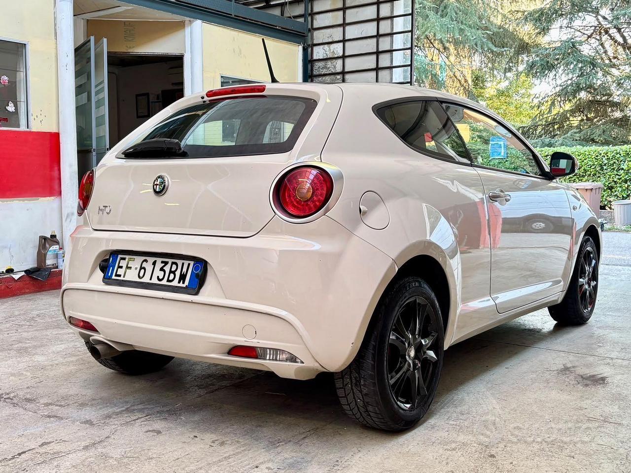 ALFA ROMEO MITO 1.4 78 CV DISTINCTIVE SPORT PACK -