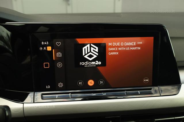 VOLKSWAGEN Golf 1.5 TSI Life
