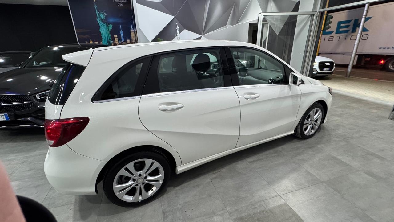 Mercedes-benz B 180 d Automatic Sport-2016