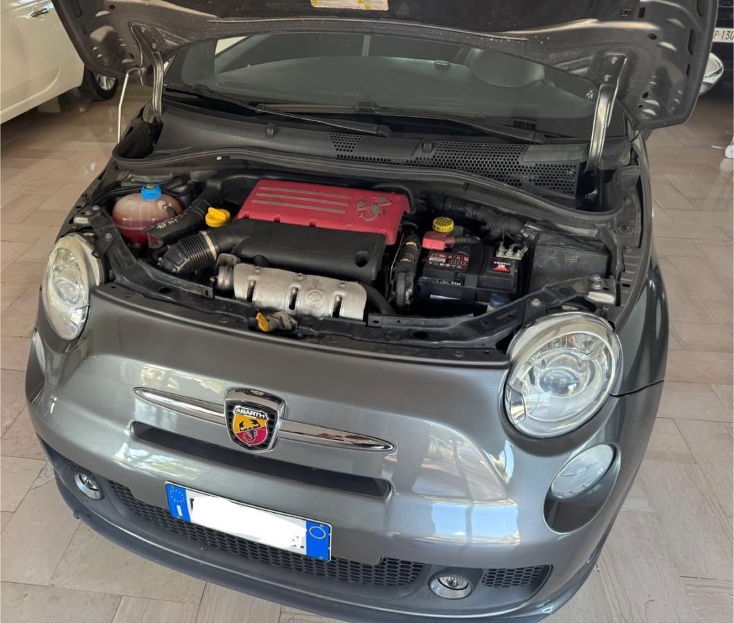 ABARTH 500 Cabrio 1.4 Turbo T-Jet MTA Bicolore