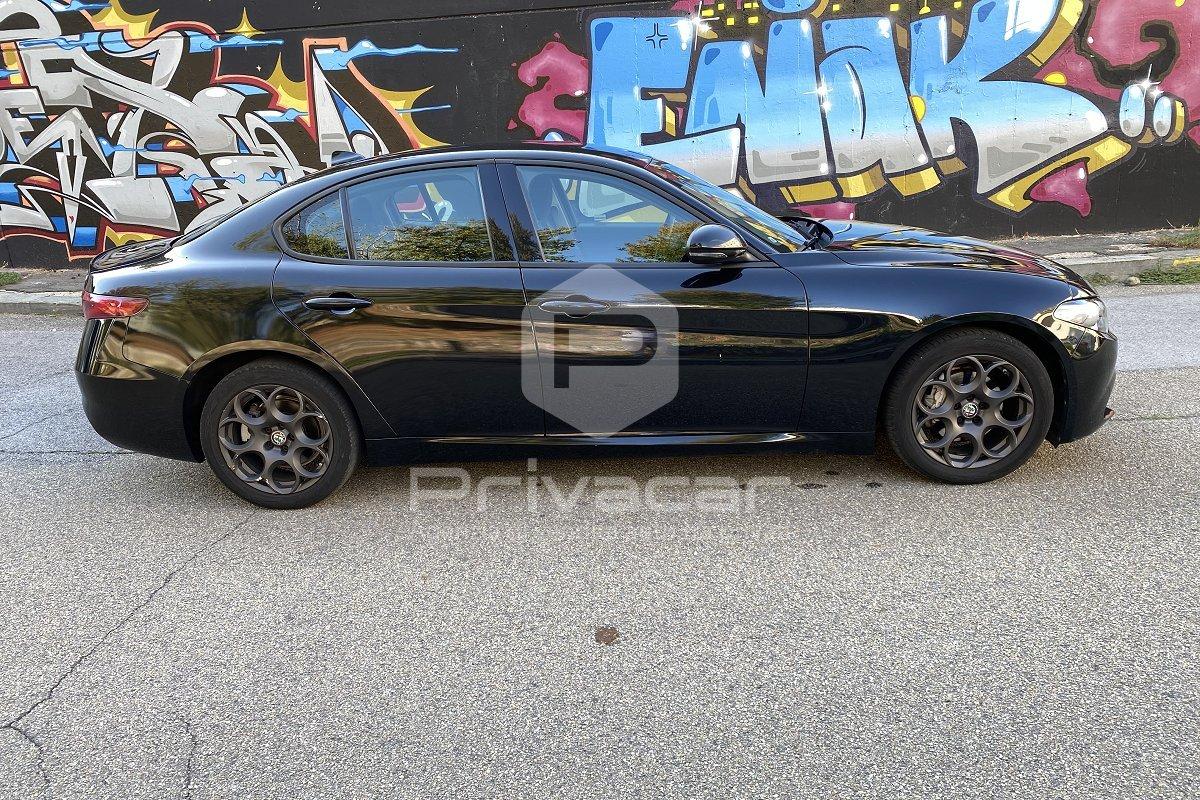ALFA ROMEO Giulia 2.2 Turbodiesel 136 CV AT8