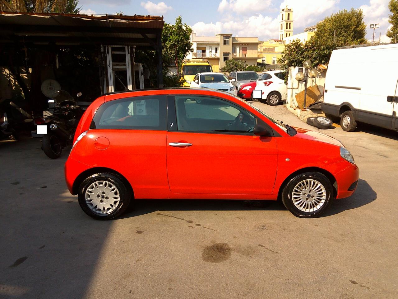 Lancia Ypsilon 1.2 Oro 118000 KM 08