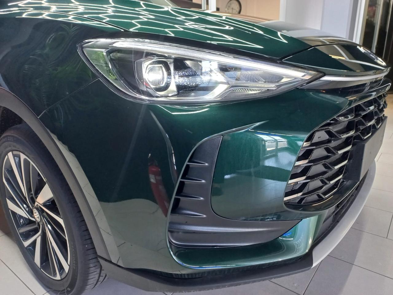 Mg ZS 1.5 Hybrid+ Luxury