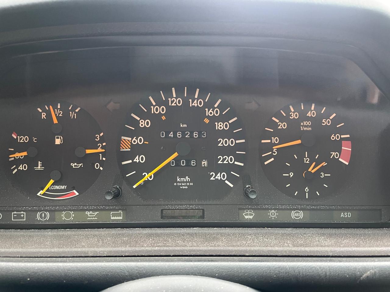 Mercedes-benz 300 CE Coupe *SOLO 46000 KM*