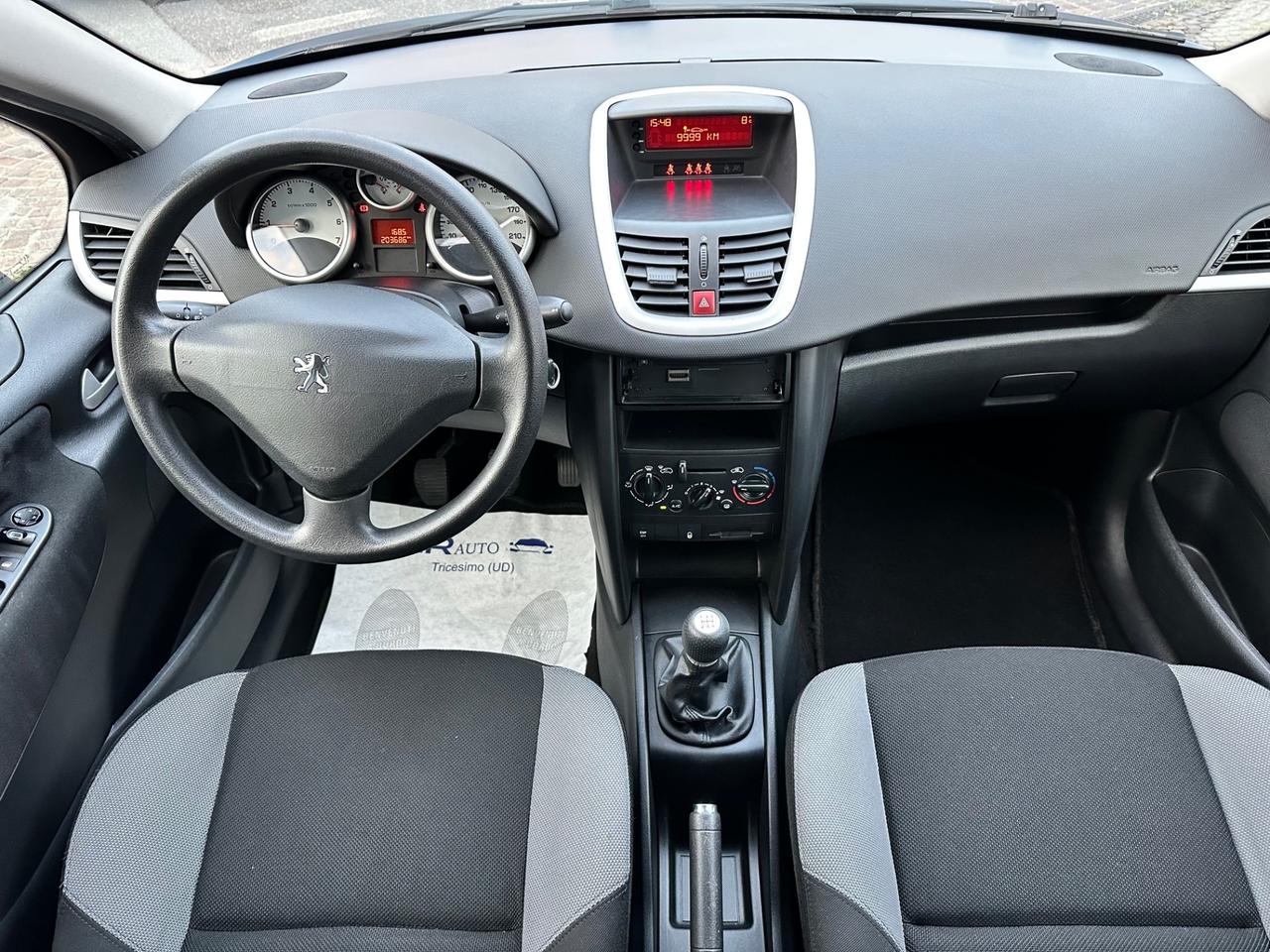 Peugeot 207 1.4Bz 8V 75CV 5p. X Line -Neopatentati