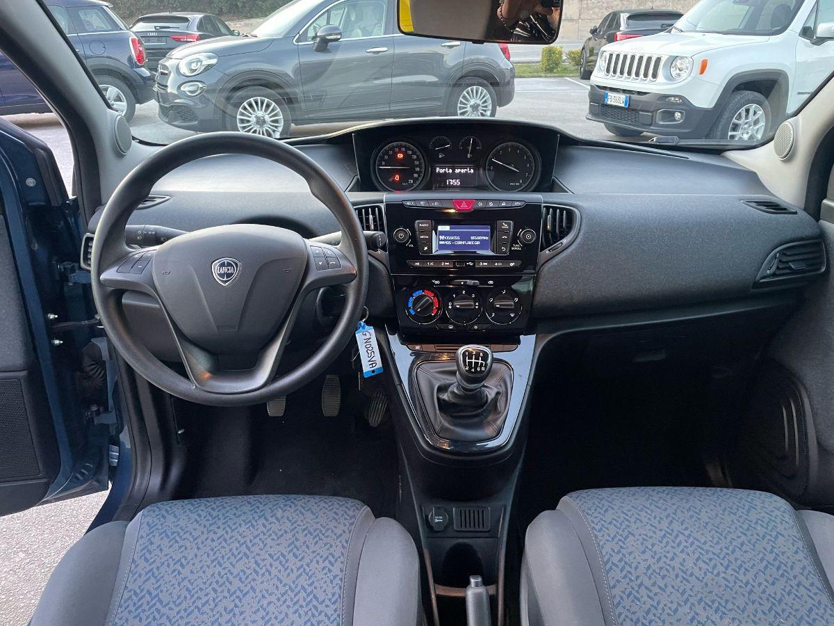 LANCIA YPSILON 1.0HYBRID 70cv