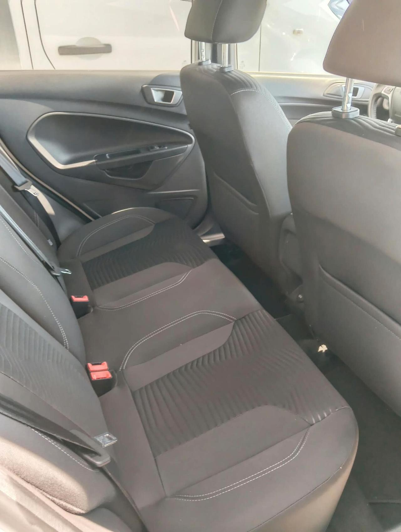 Ford Fiesta 1.0 EcoBoost 100CV 5 porte Individual AUTOMATICA