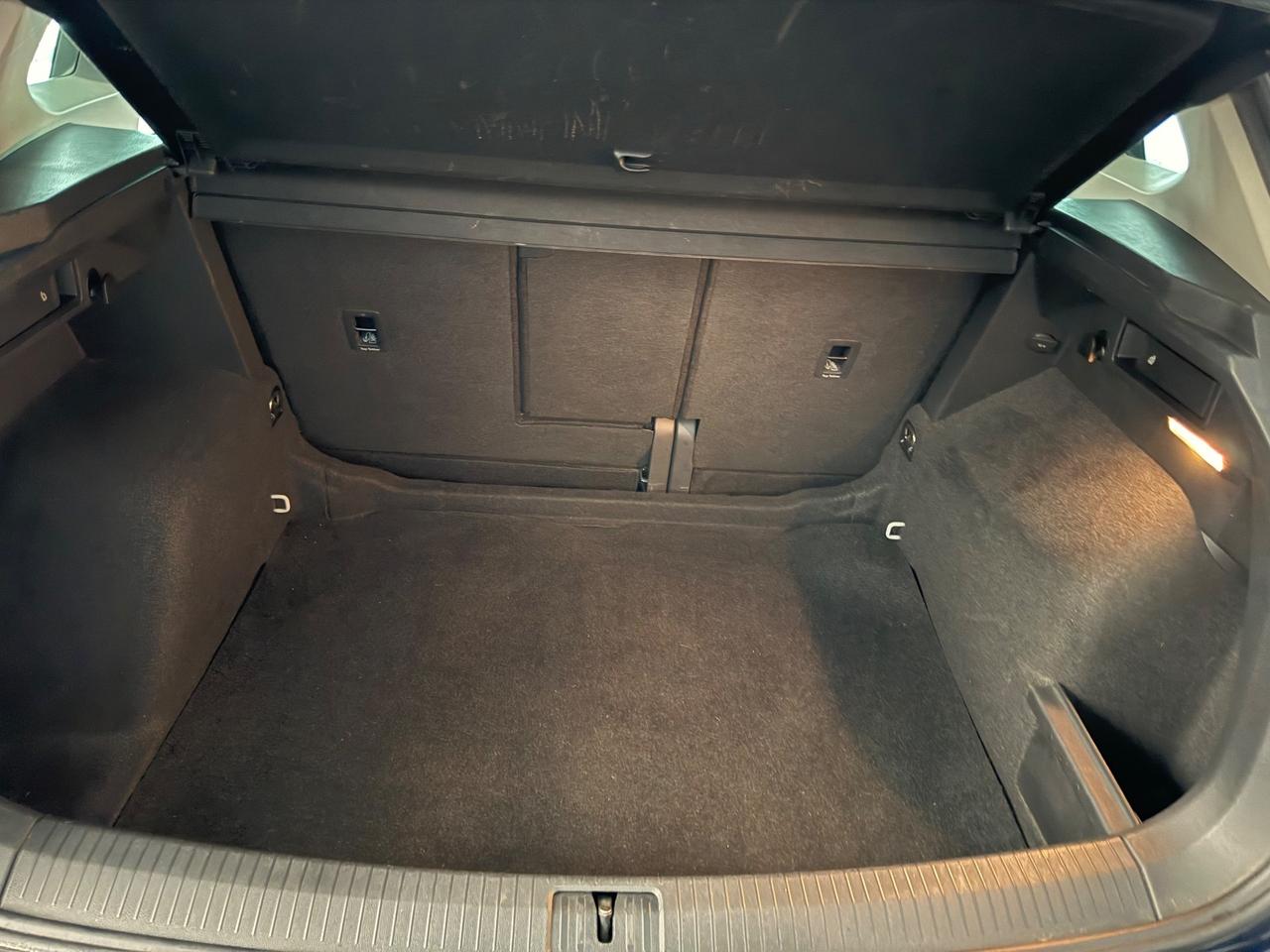 Volkswagen Tiguan 2.0 TDI 150 Cv DSG Sport BlueMotion Technology bb