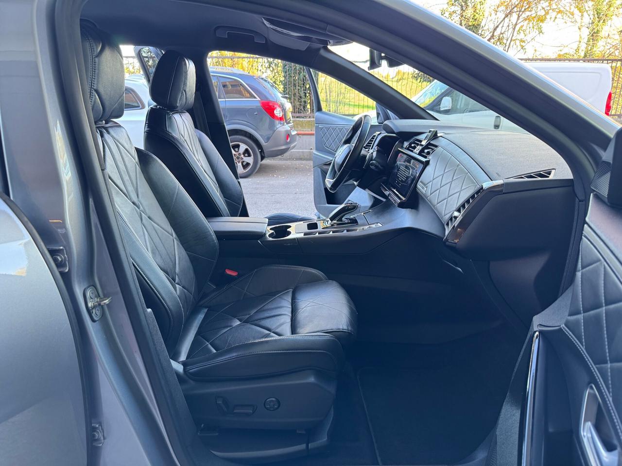 Ds 7 Crossback 1.5 RIVOLI EAT8 GARANZIA 24 MESI