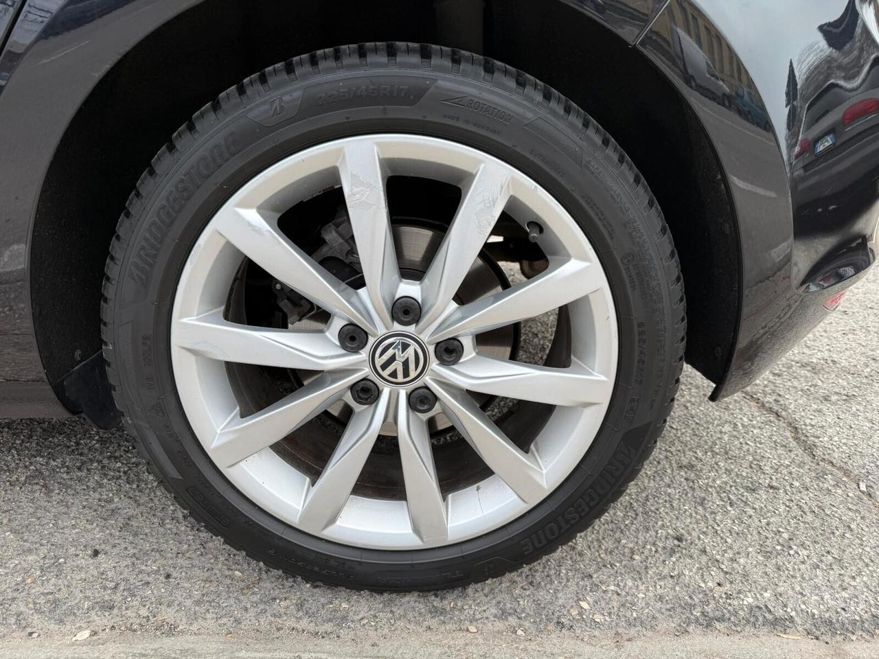 VOLKSWAGEN GOLF VII 1,6 TDI 105 CV DSG HIGHLINE 5P