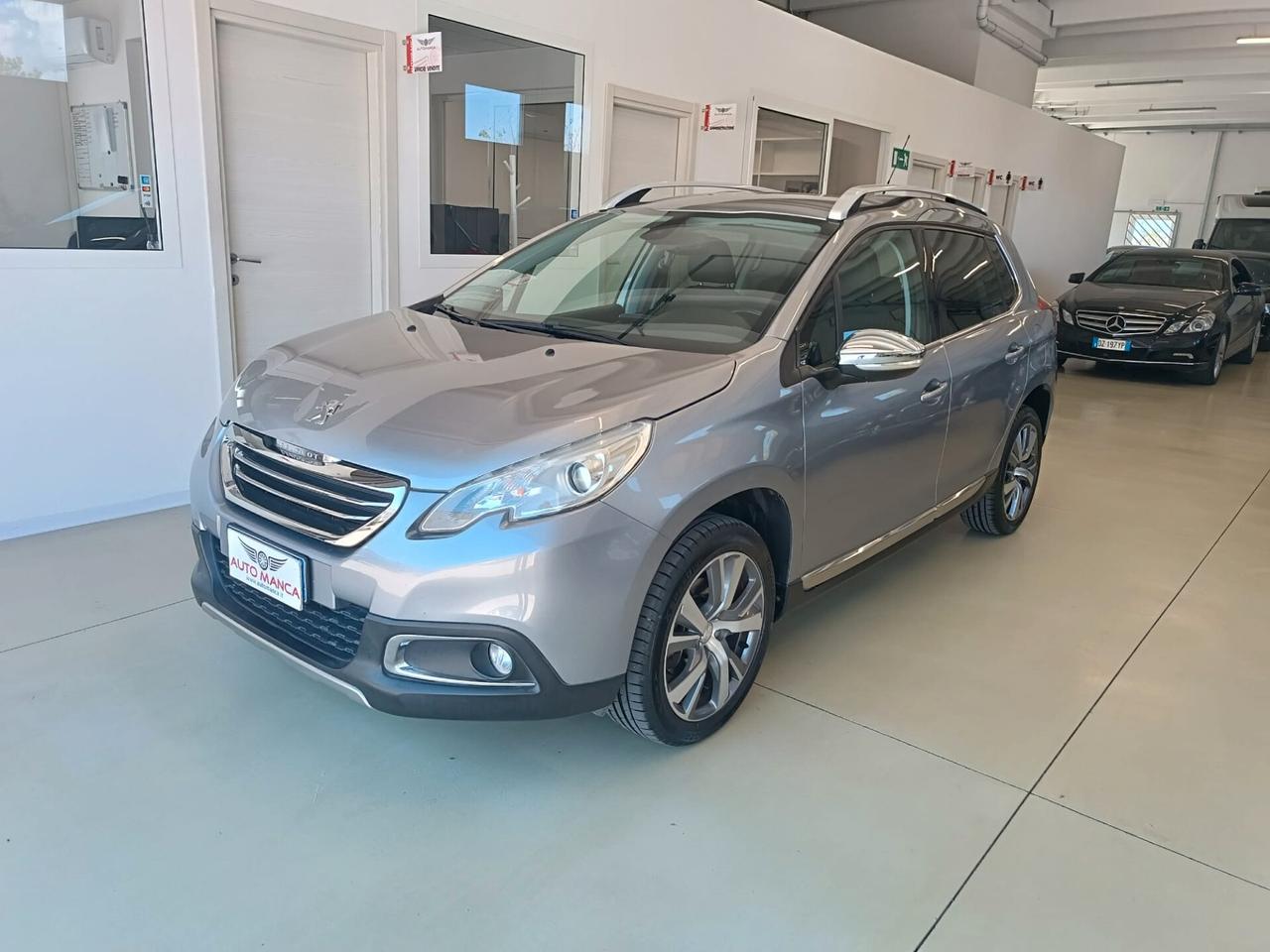 Peugeot 2008 BlueHDi 120 S&S Black Matt