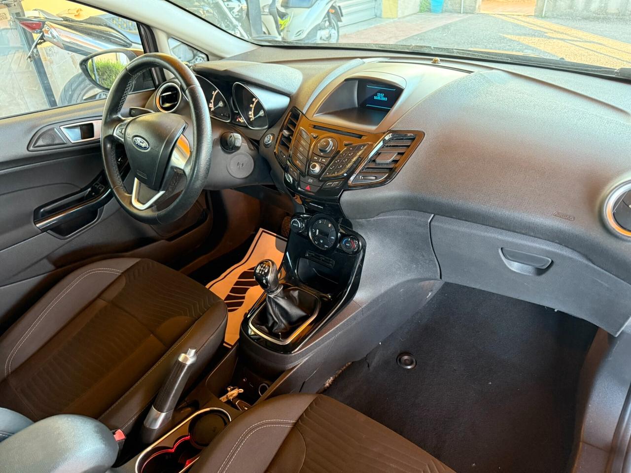 Ford Fiesta 1.0 80CV 5 porte Titanium