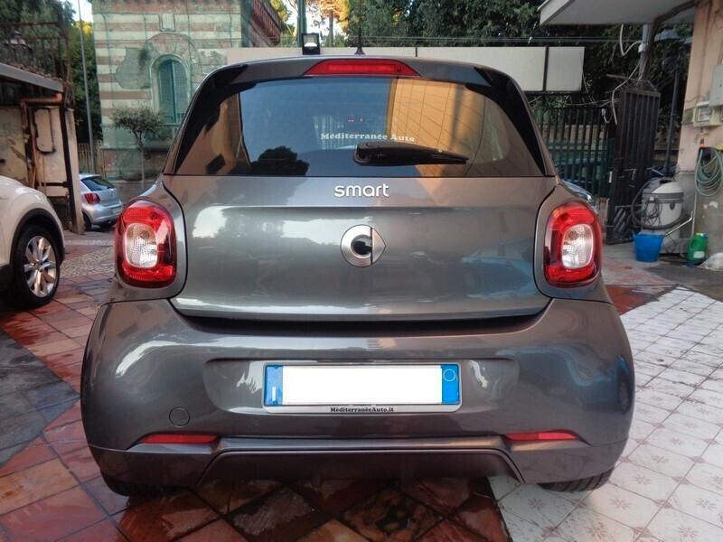 Smart ForFour 70 1.0 twinamic Superpassion