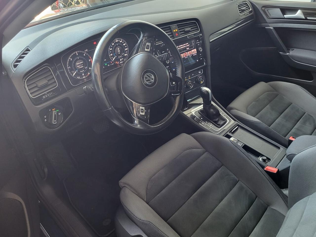 Volkswagen Golf Variant 2.0 TDI DSG Business BlueMotion Technology