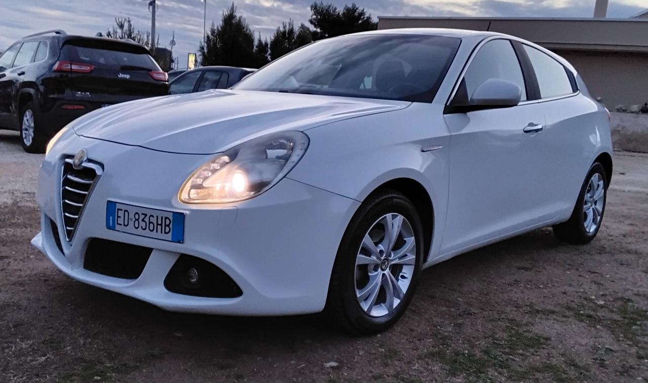Alfa Romeo Giulietta 1.6 JTDm-2 105 CV Distinctive