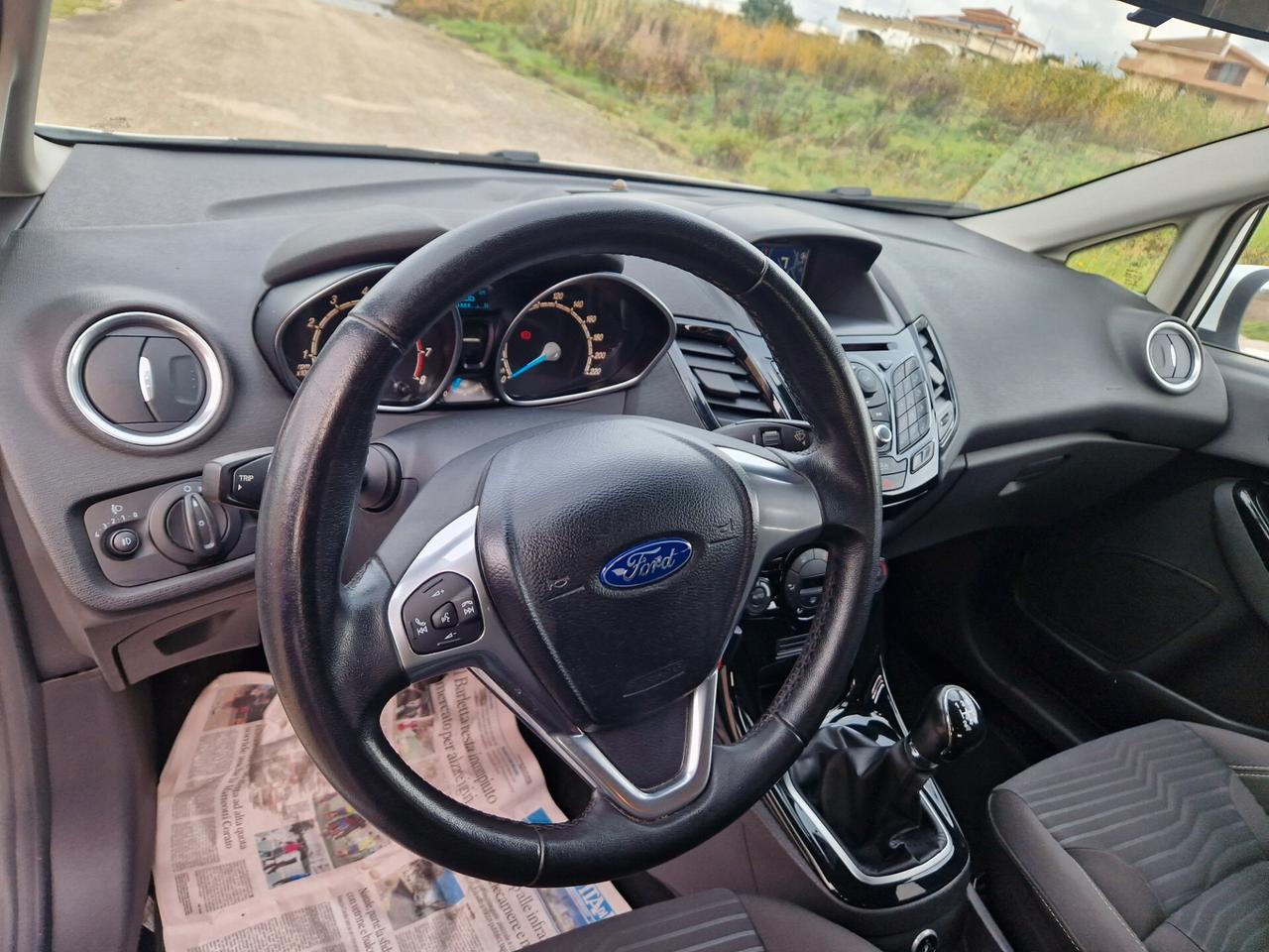 Ford Fiesta 1.4 5p. Bz.- GPL Titanium