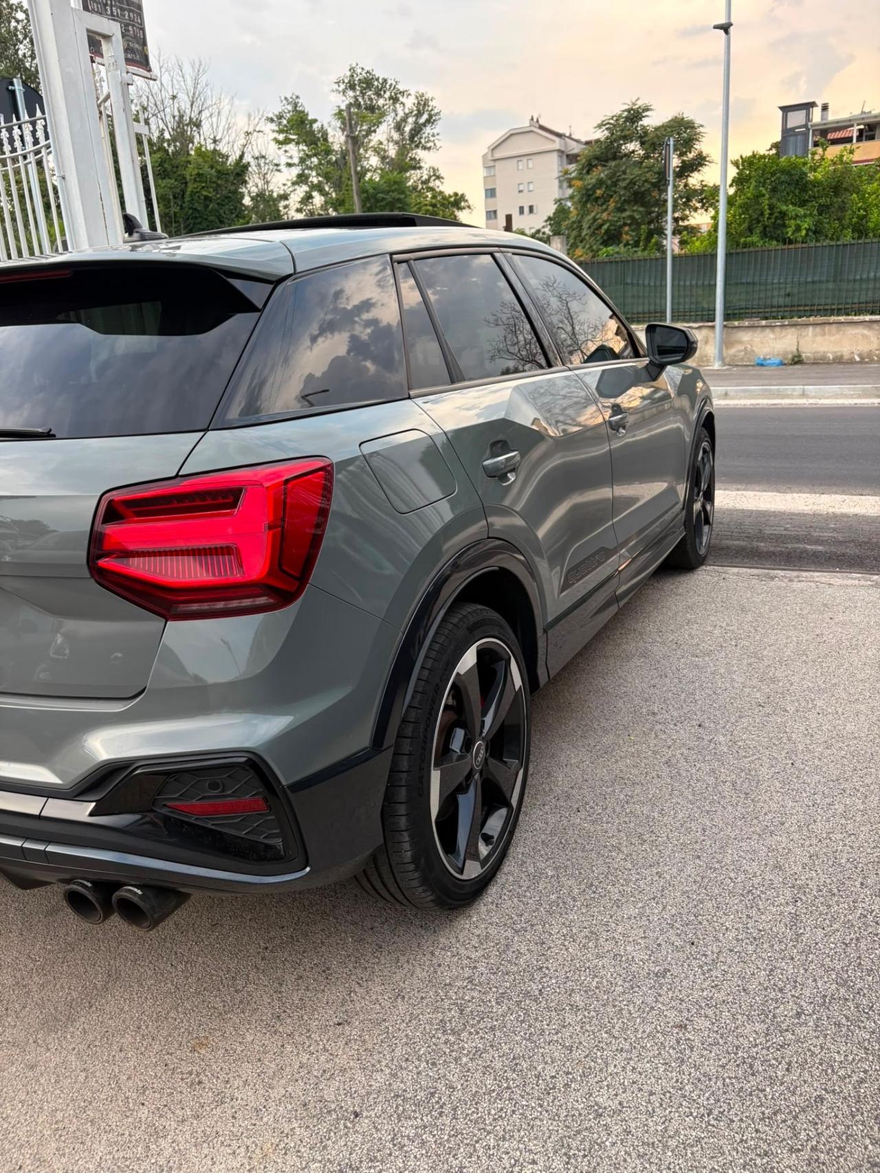 Audi Q2 SQ2 TFSI quattro S tronic