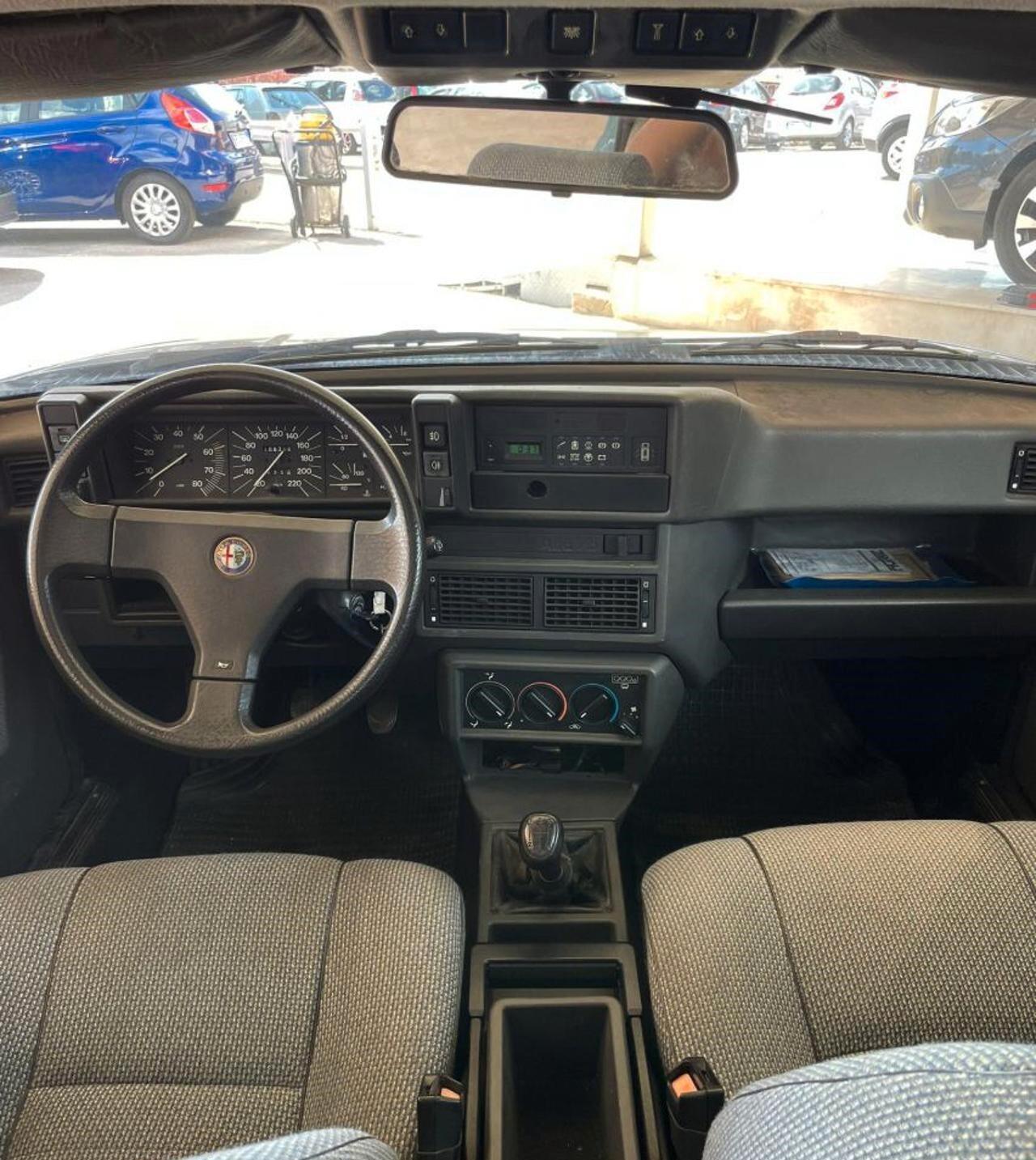 Alfa Romeo 75 1.8