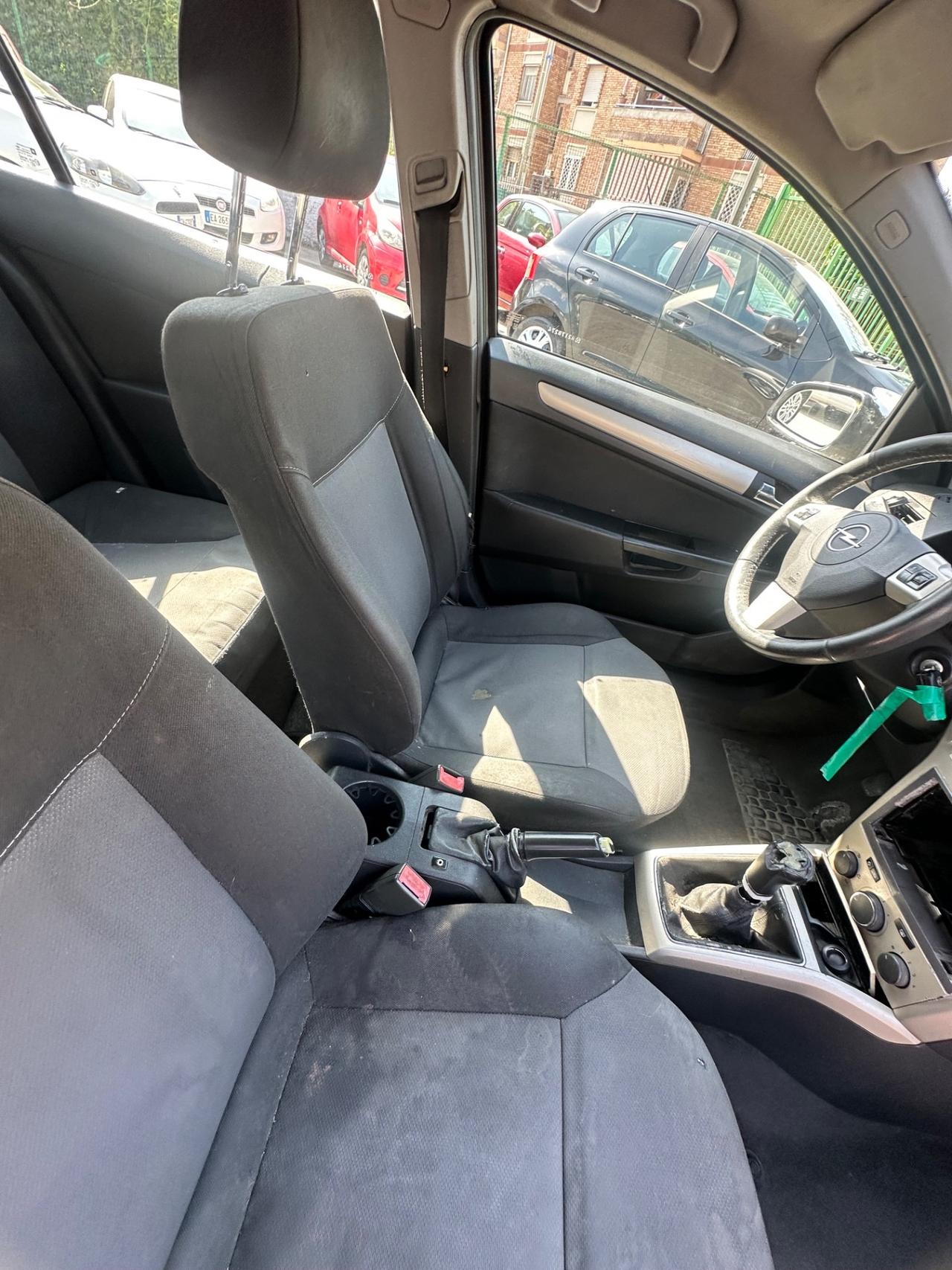 Opel Astra 1.6 T 16V 5 porte Cosmo