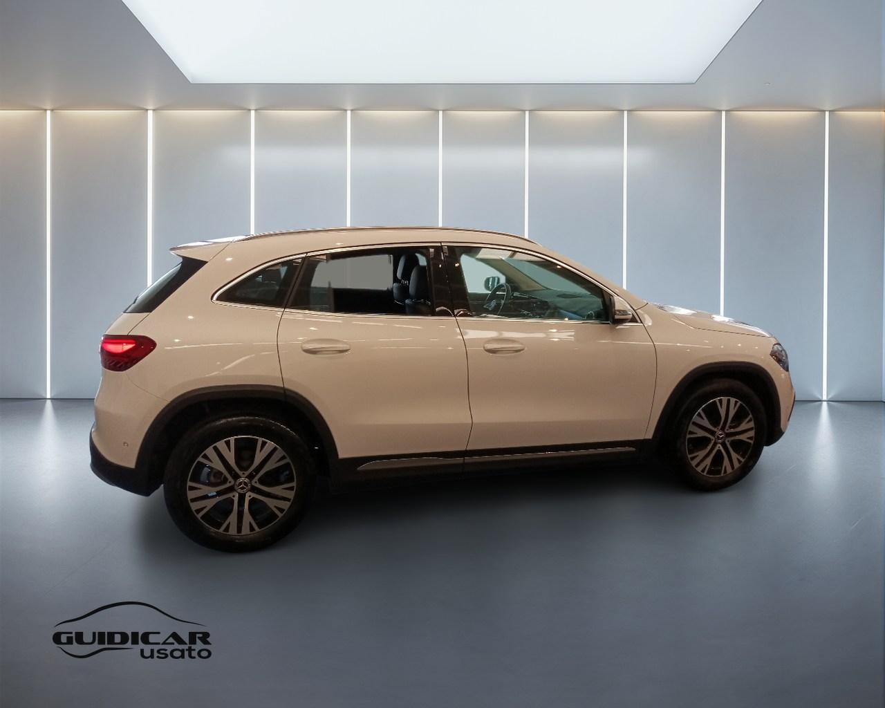 Mercedes-Benz GLA-H247 2023 - GLA 180 d Progressive Advanced auto