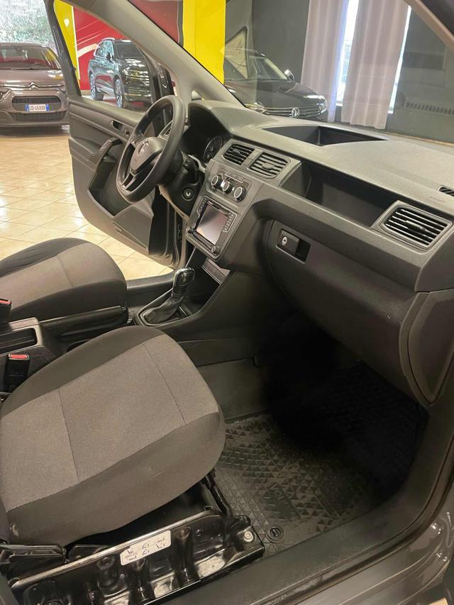 VOLKSWAGEN Caddy 2.0 TDI 102 CV DSG Furgone E6/GANCIO TRAINO