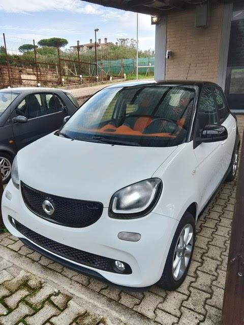 SMART FOR FOUR EURO 6 NEOPATENTATI GARANZIA 12 MESI