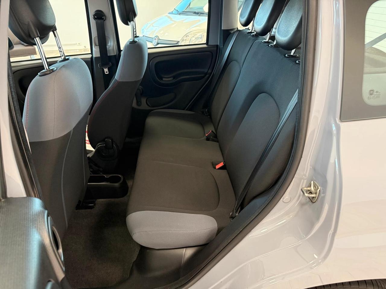 Fiat Panda 1.2 Connected by Wind