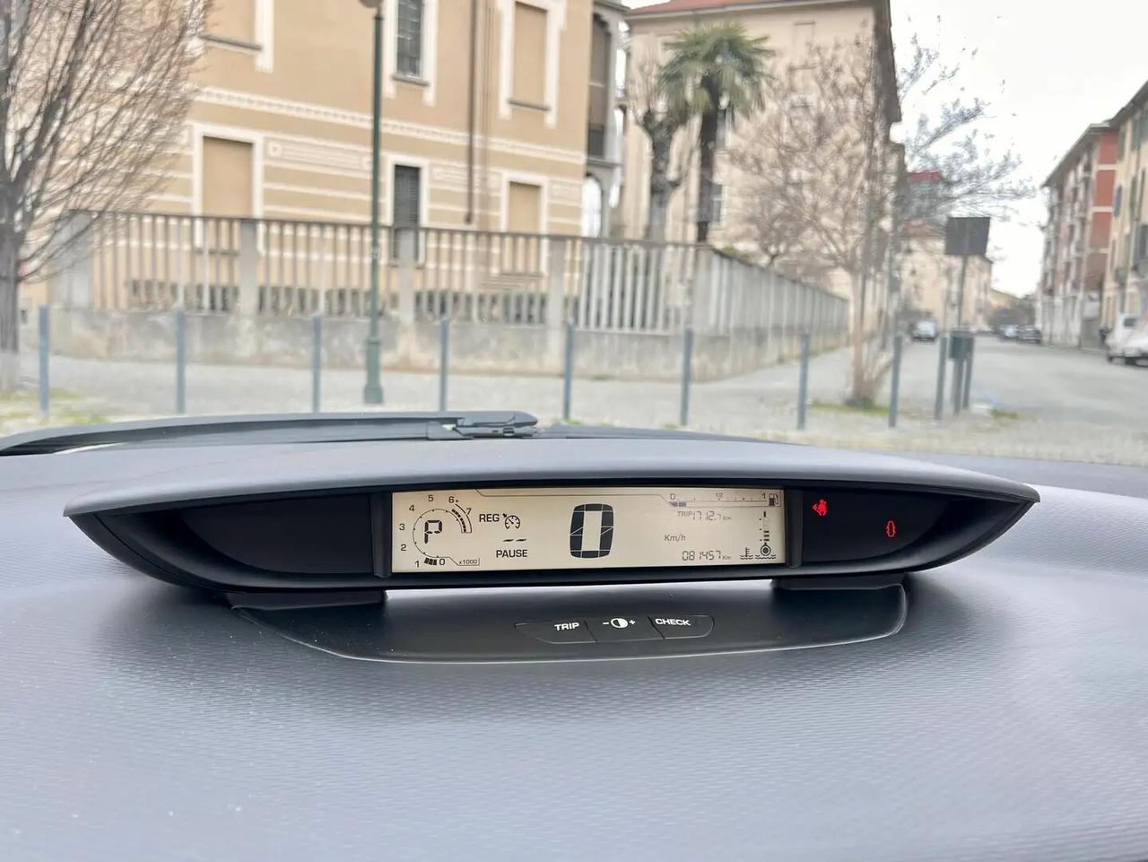 Citroen C4 Coupé 1.6 16V VTi 120CV VTR