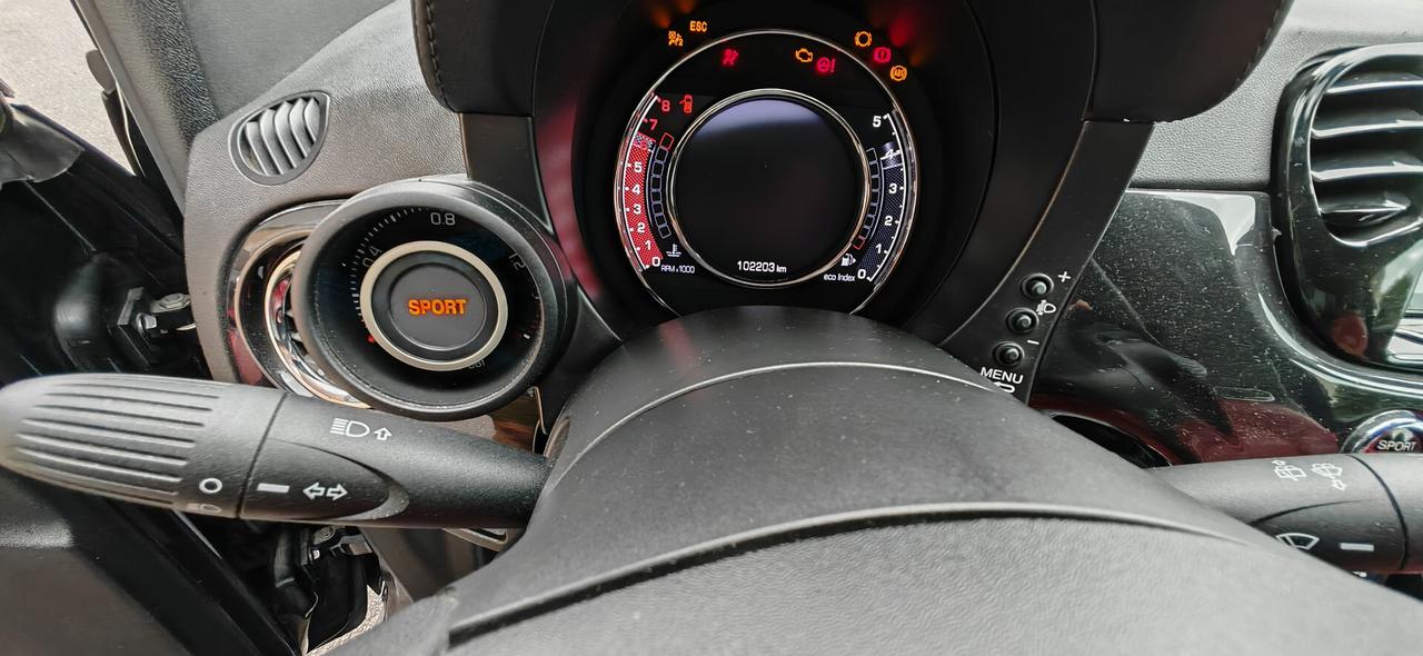 Abarth 500 1.4 Turbo T-Jet Custom LPG