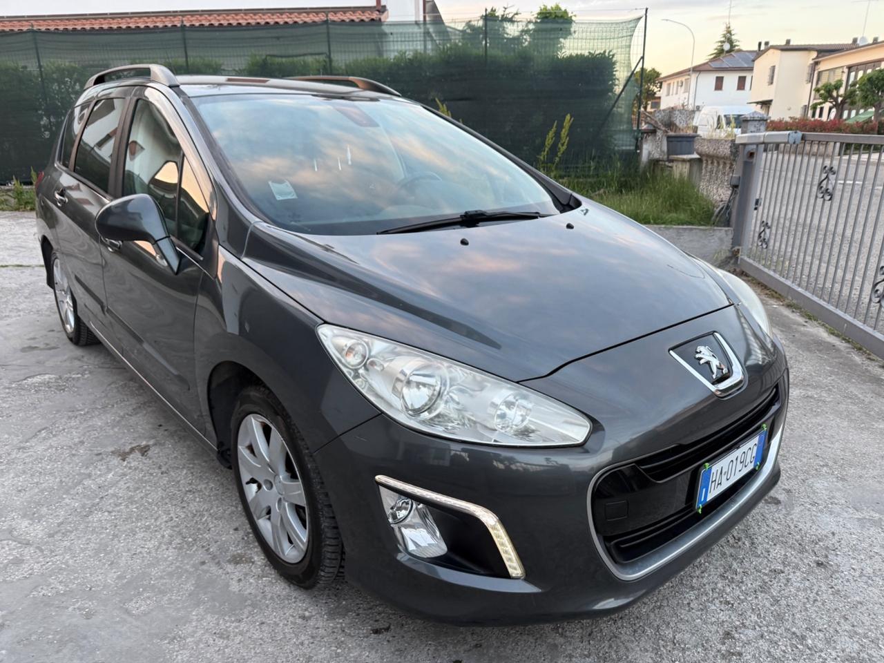 Peugeot 308 1.6 DIESEL START&STOP 2013 NEOPATENTATI