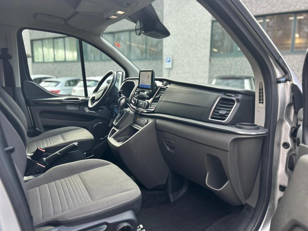 Ford Tourneo Custom 320 2.0 EcoBlue 185 CV Automatic Titanium L2 | 9 Posti | Navi | Clima | Telecamera