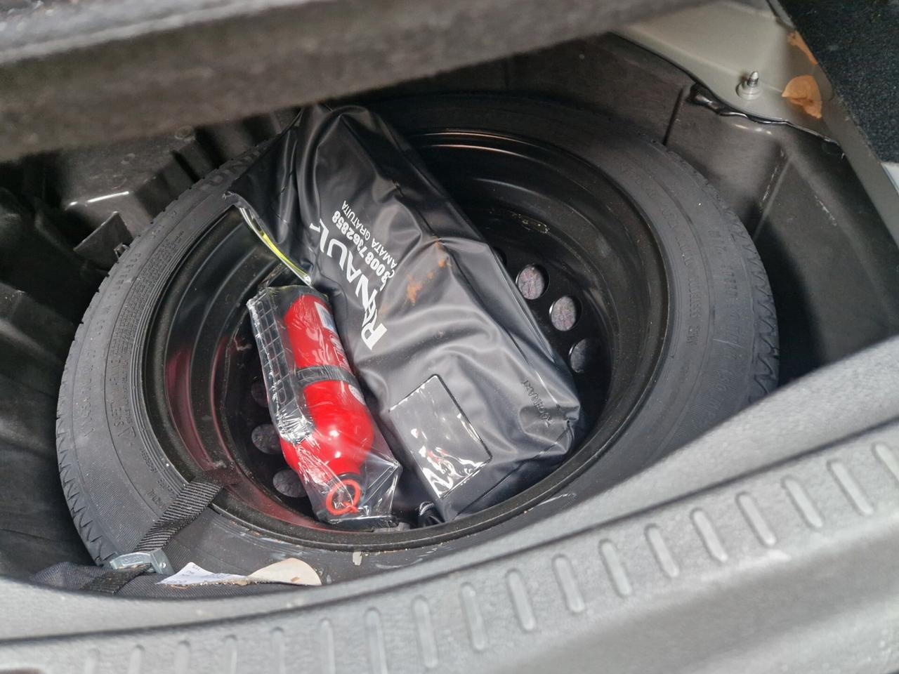 Renault Scenic 1.3 140CV "68.400 km" Navi, Telecamera, Sensori p.