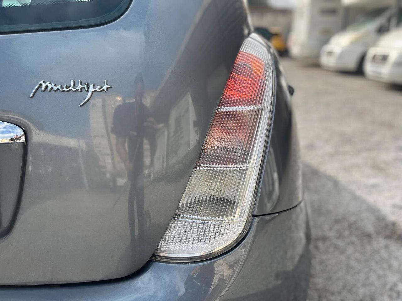 Lancia Ypsilon Diva 11/2011 1.3 Multijet 75CV EURO 5