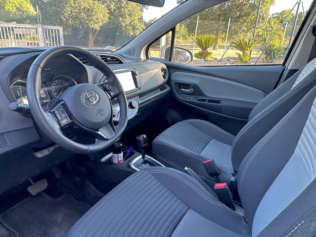 Toyota Yaris 1.5 Hybrid 5 porte Cambio automatico Unicoproprietario Nessun obbligo finanziario