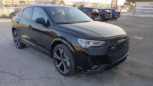 Audi Q3 Q3 40 2.0 tdi Identity Black 4X4 193cv s-tr. 20"