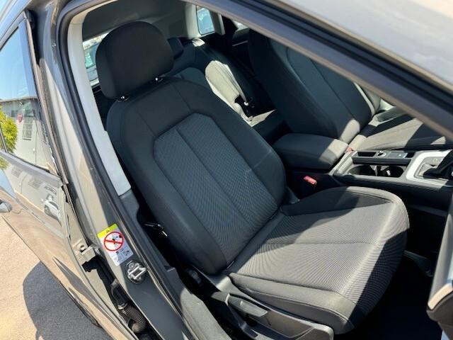 Audi Q3 35 TDI S tronic Business Advanced