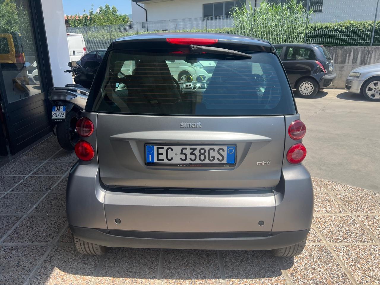 Smart ForTwo 1000 52 kW coupé limited two MHD