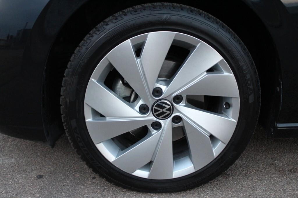 VOLKSWAGEN GOLF TDI 115cv *Barra LED centrale