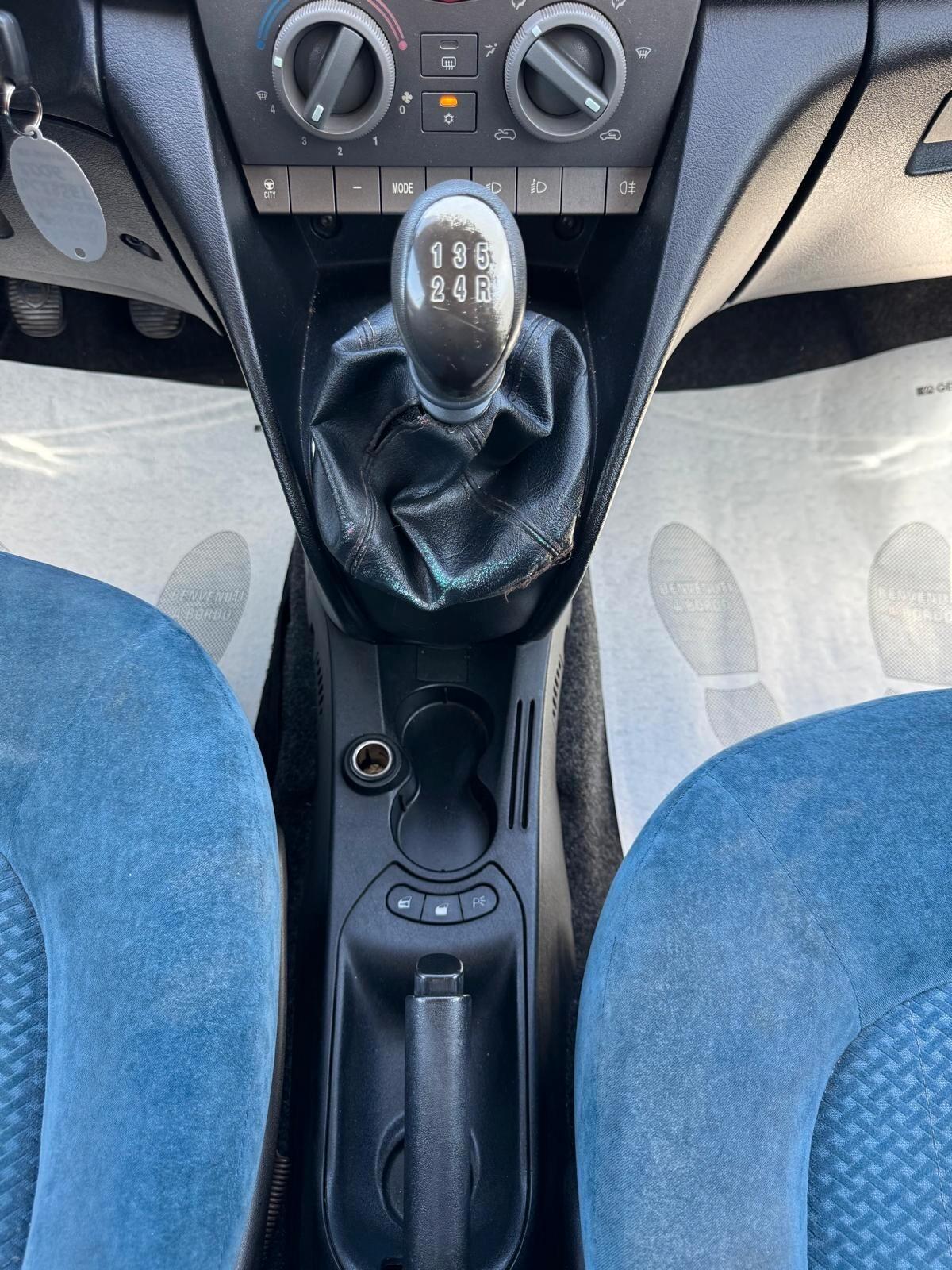 Lancia Ypsilon 1.2 BENZ 60CV FRIZIONE NUOVA 2006