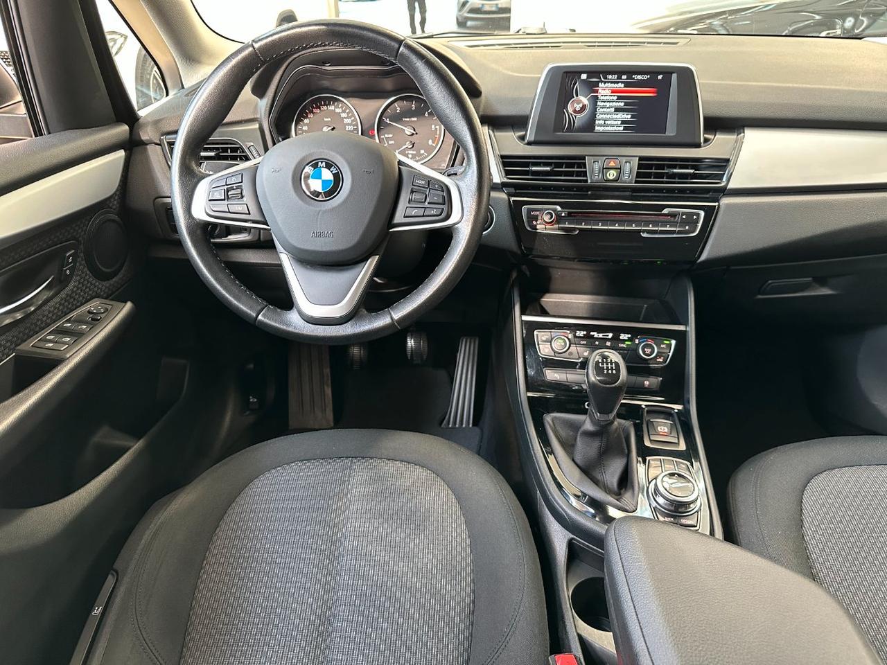 BMW 216 d Active Tourer Advantage - LED - Navi - Sedili Risc
