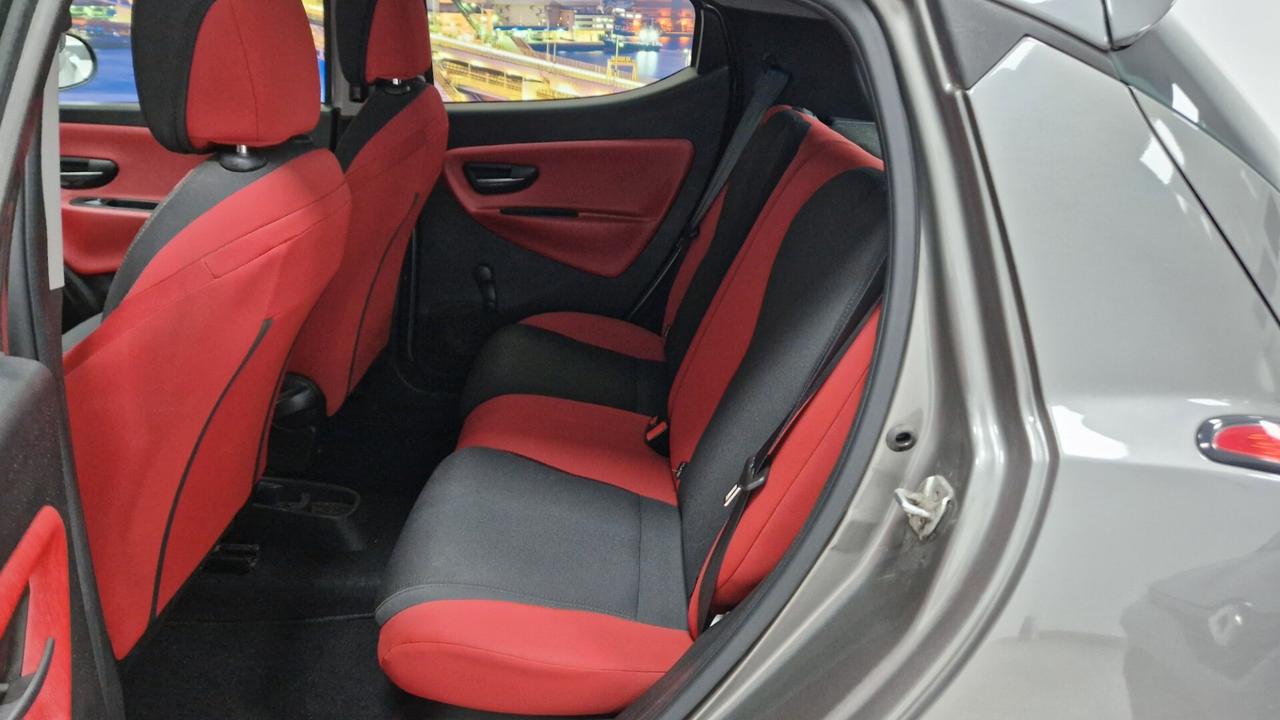 Lancia Ypsilon 1.3 MJT 16V 95 CV 5 porte S&S Elle