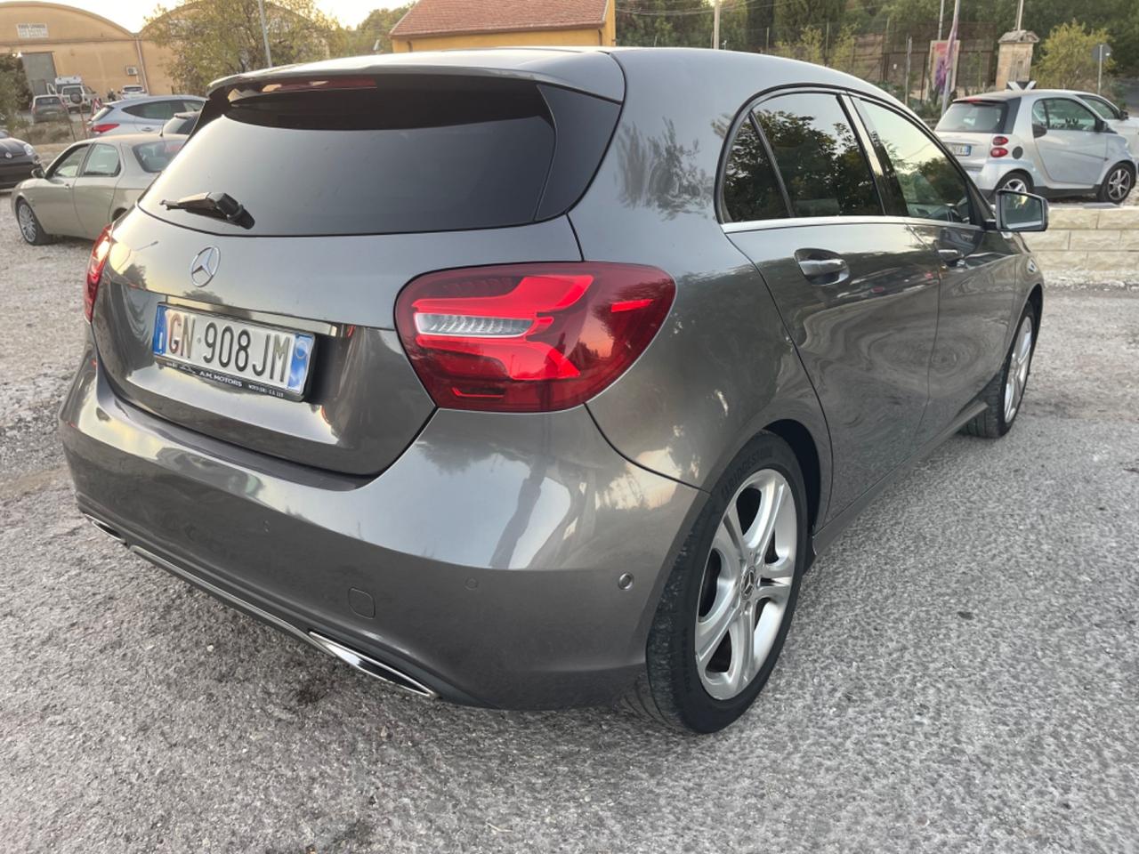 Mercedes-benz A 200 d Premium