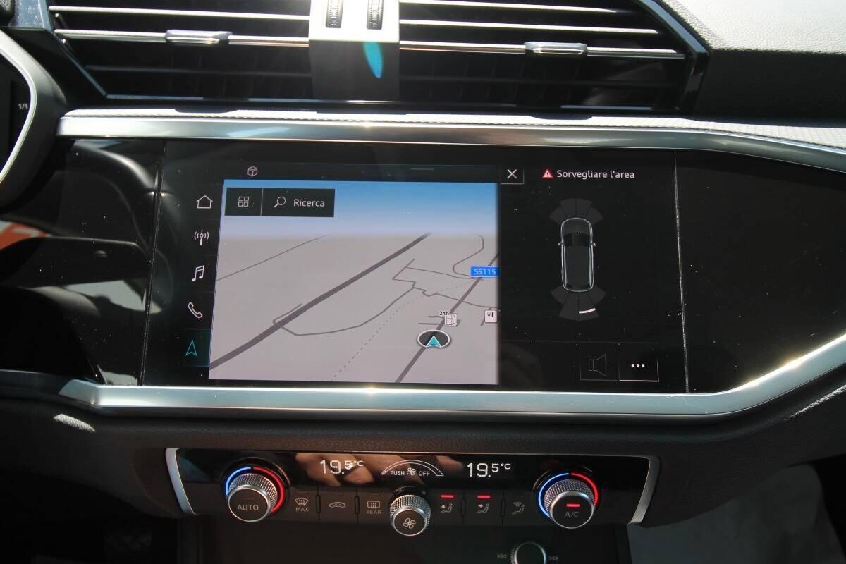 Audi Q3 35 TFSI 150cv Business 6marce|2021