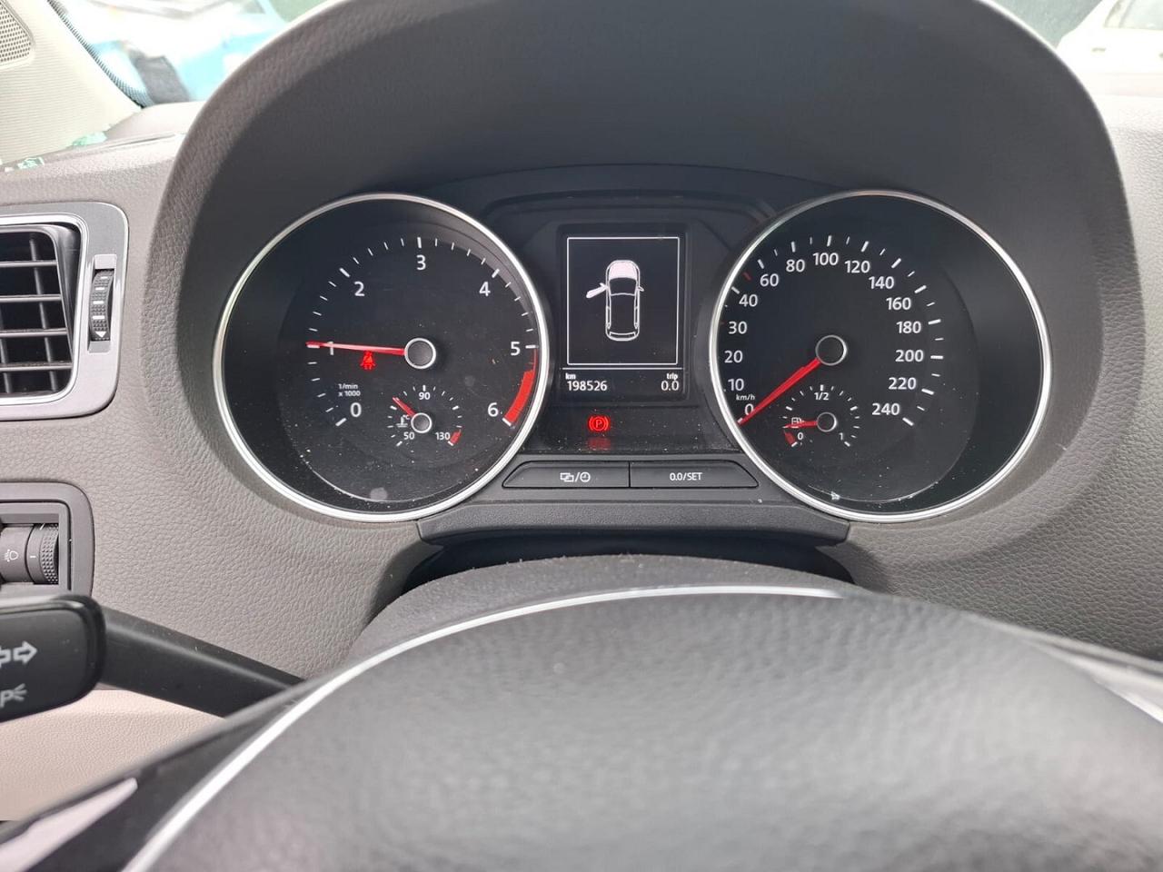 VW POLO 1.4 TDI SINISTRATA MARCIANTE EURO6