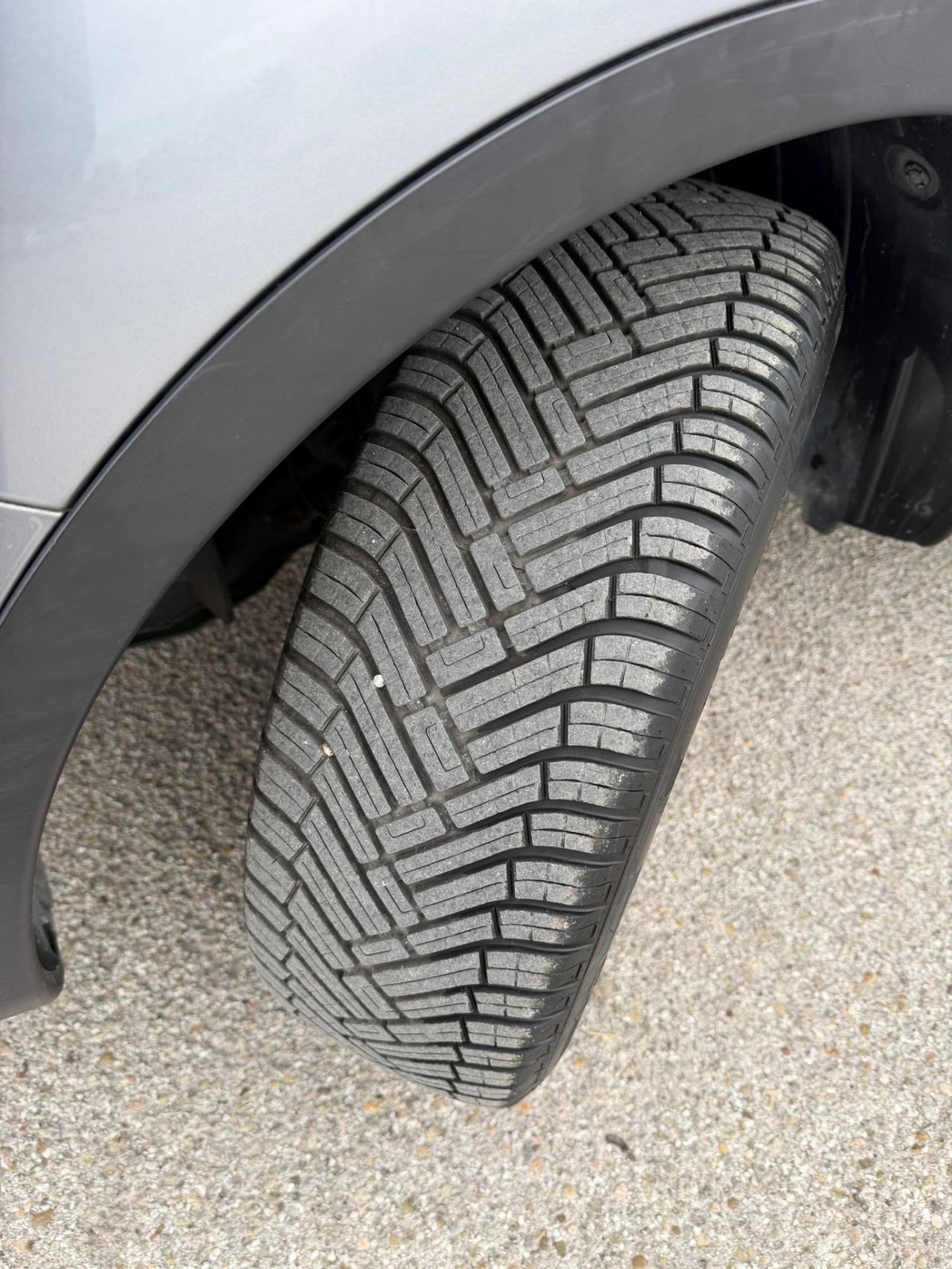 PACCHETTO: Qashqai+Classe B metano