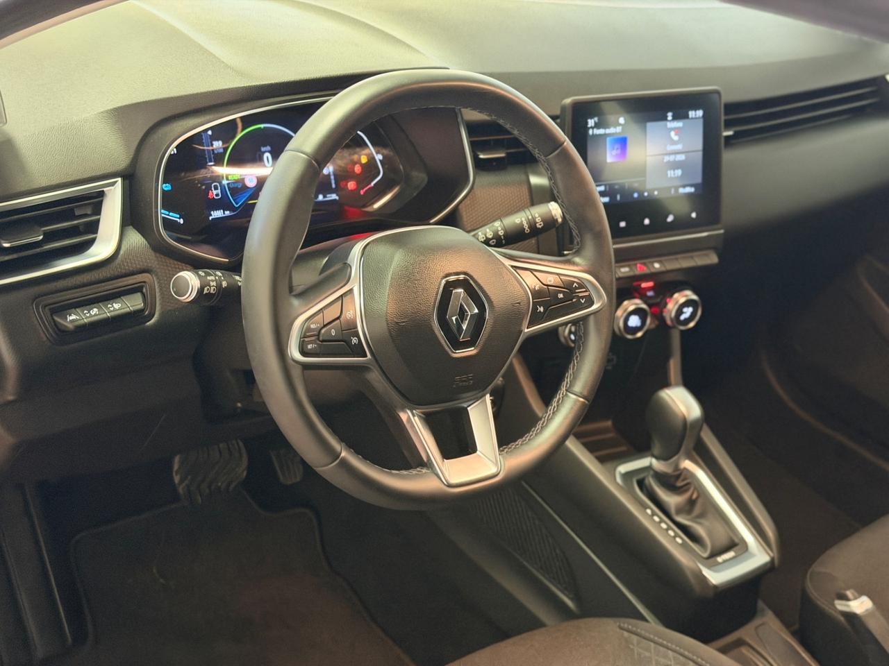 Renault Clio Full Hybrid E-Tech 140 CV Zen solo 14.000 km