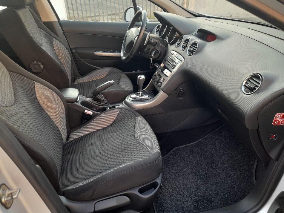PEUGEOT 308 1.6 e-HDi 112CV 5P