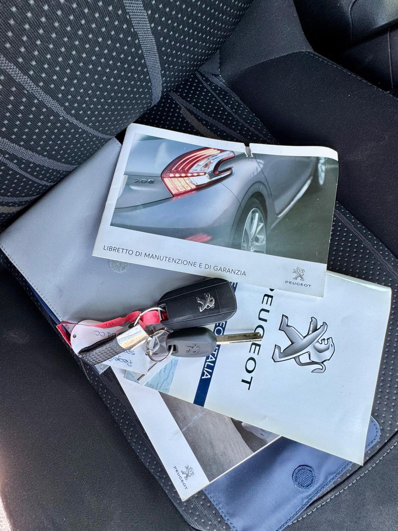 Peugeot 208 1.4 HDi 68 CV 5 porte Active