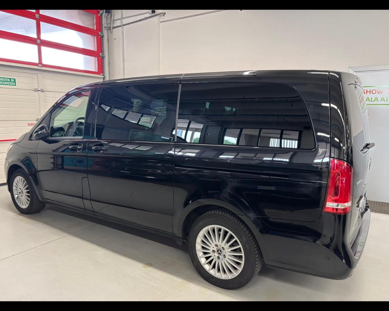 Mercedes-Benz Classe V - W447 2014 - V 220 d Executive auto E6