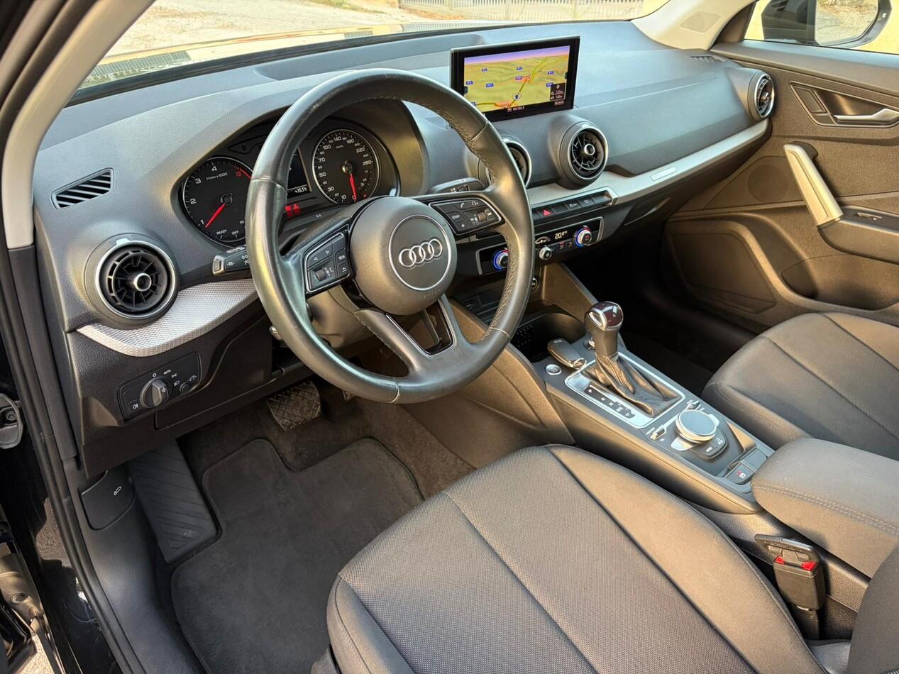 Audi Q2 35 2.0 tdi Business s-tronic